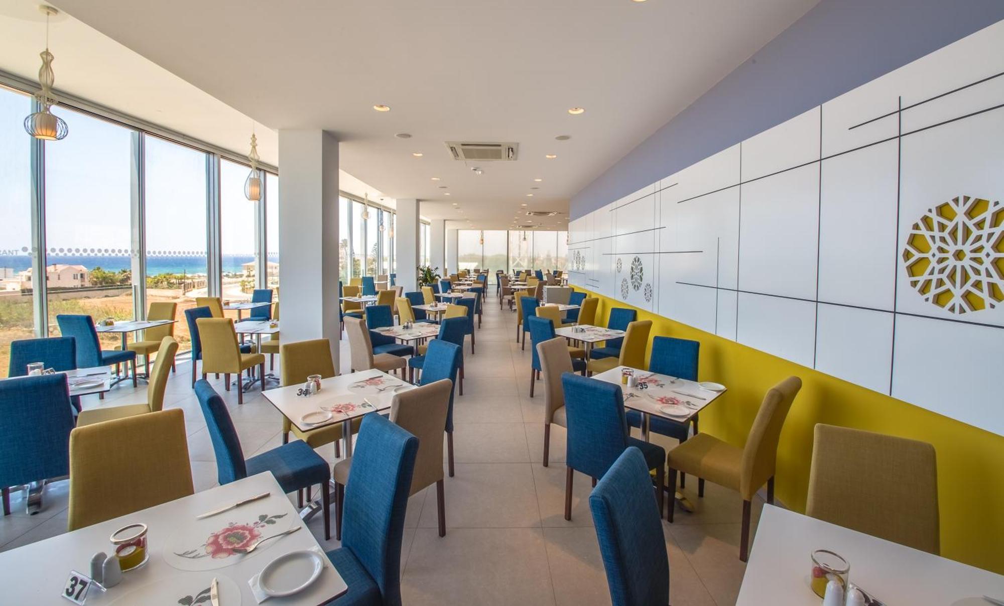 Nicholas Color Hotel Айя Напа Екстериор снимка